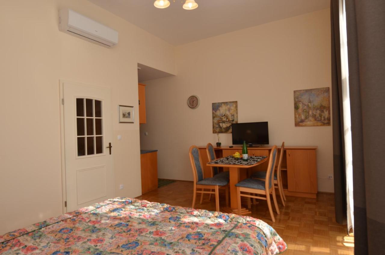 Apartments Vektor Vila Golf Рогашка Слатина Экстерьер фото