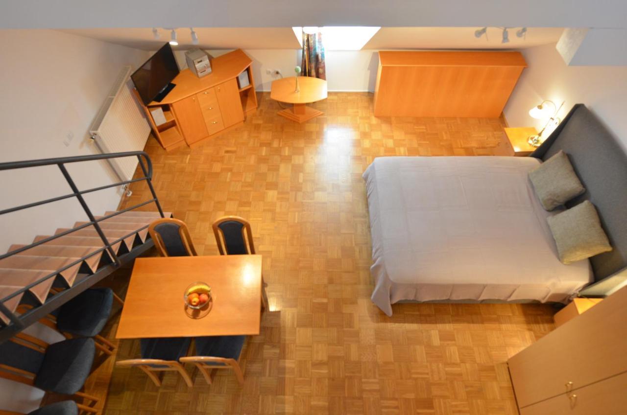 Apartments Vektor Vila Golf Рогашка Слатина Экстерьер фото