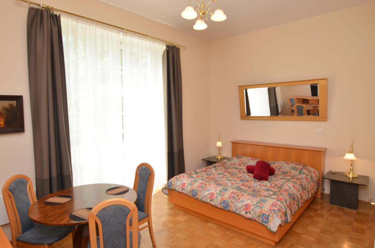 Apartments Vektor Vila Golf Рогашка Слатина Экстерьер фото